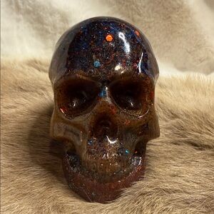 Artistic Filament Skull Sculpture in Multicolor 4 inch